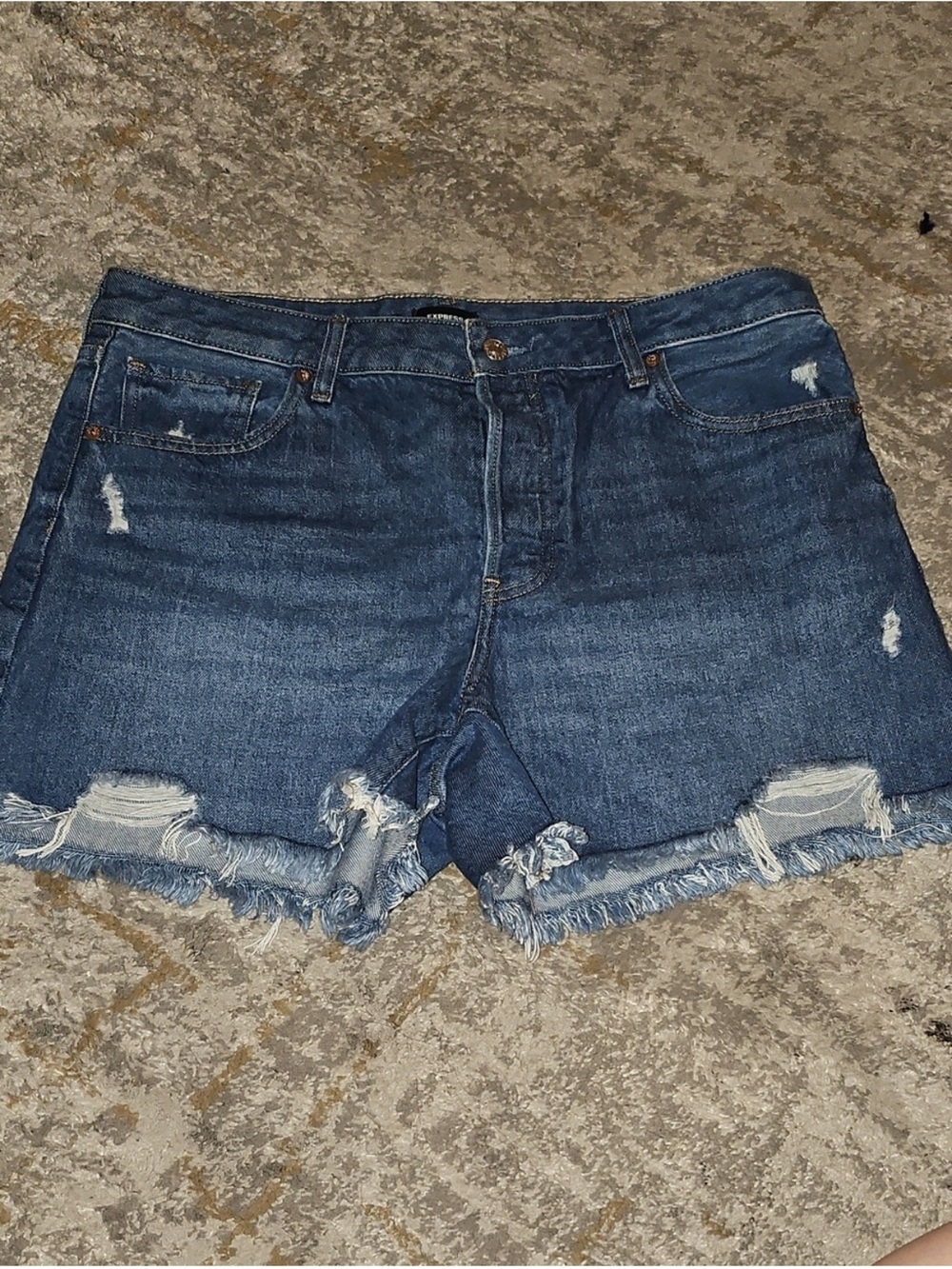 Express mid rise boyfriend shorts Button fly Sz 12